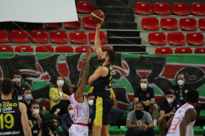 Ing Basketbol Süper Ligi Play-off: Pınar Karşıyaka: 76 - Fenerbahçe Beko: 78