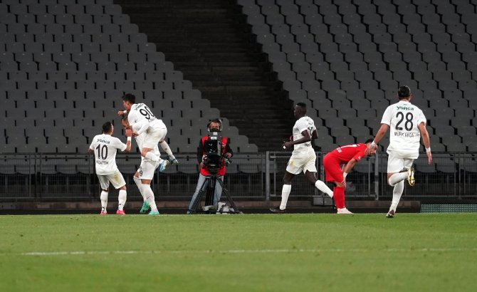 Altay Süper Lig’e Yükseldi
