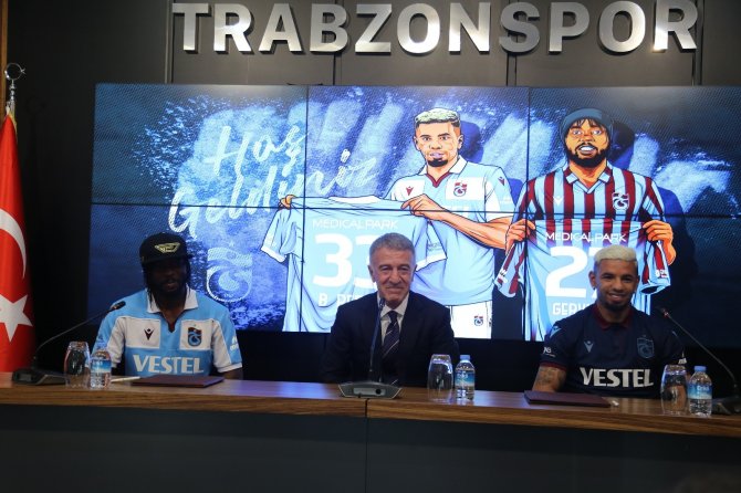 Trabzonspor Gervinho Ve Peres İle Sözleşme İmzaladı