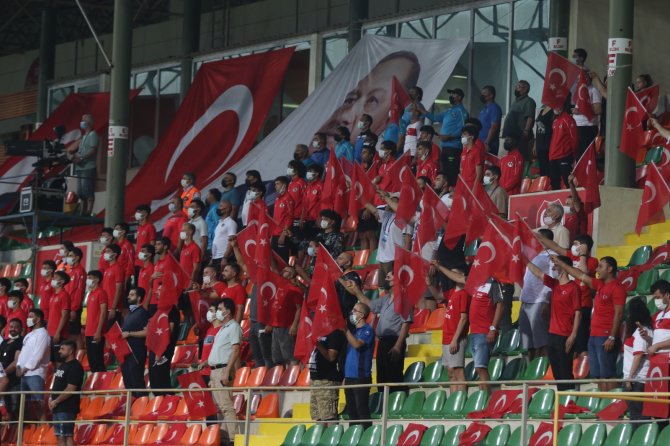 Hazırlık Maçı: Türkiye: 0 - Azerbaycan: 0 (Maç Devam Ediyor)