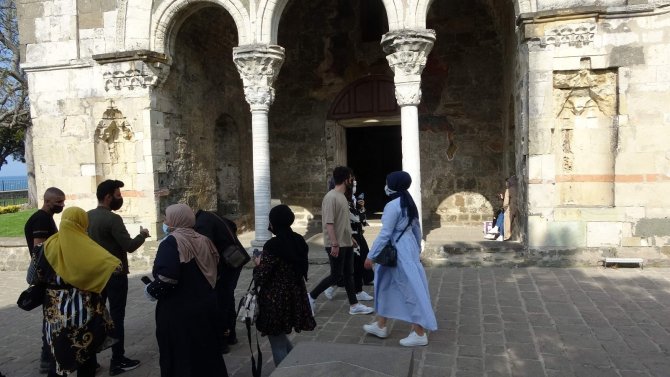 Trabzon’daki Ayasofya Camii’ne Yoğun İlgi