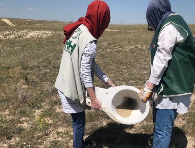 Kapadokya’da Vadi İçerisine Atılan Klozet Pes Dedirtti