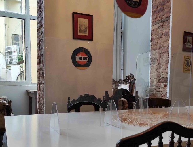 Kafe Ve Restoranlar Müşterilere Kapılarını Açmaya Hazırlanıyor
