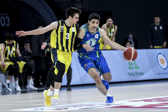 Basketbol Gençler Ligi’nde Şampiyon Fenerbahçe