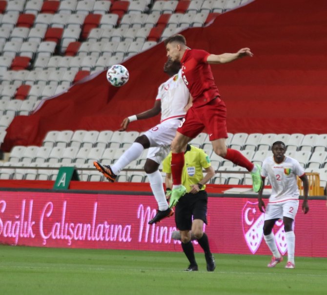 Hazırlık Maçı: Türkiye: 0 - Gine: 0 (Maç Sonucu)
