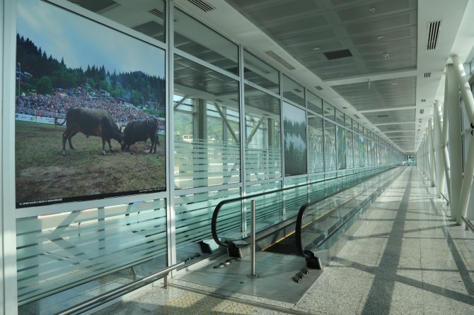 Sarp Sınır Kapısı’nın 1 Haziran’da Turist Geçişlerine Açılacak Olması Bölge Esnafını Heyecanlandırdı