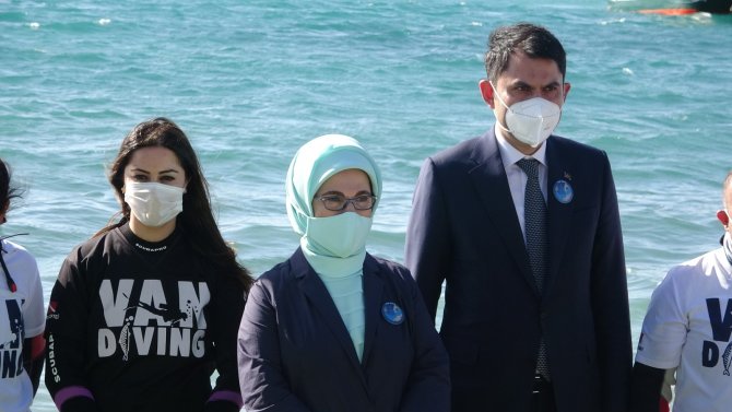 Emine Erdoğan Ve Bakan Kurum’un Van Ziyareti