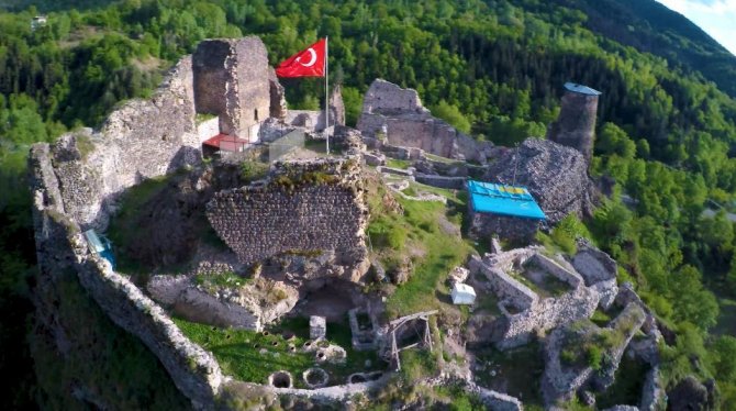 Şavşat Kalesi Havadan Görüntülendi