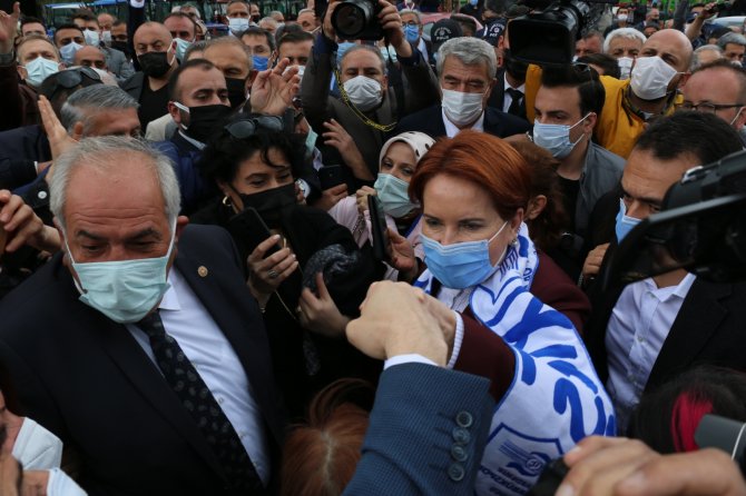 İ̇yi̇ Parti Genel Başkanı Akşener Esnafı Dinledi