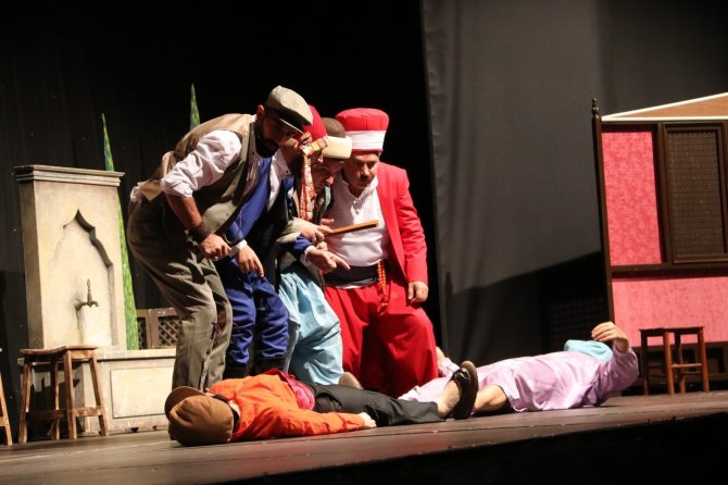 Akçaabat’ta İkinci Açık Hava Tiyatro Günleri Temmuz’da Başlıyor