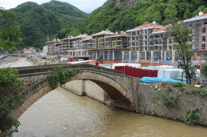 Selin Yaralarının Sarıldığı Dereli’de Afet Konutlarının İnşasında Önce Güvenlik, Sonra Estetiğe Önem Veriliyor