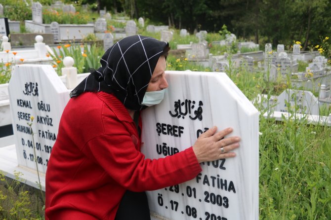 Bu Acıya Yürek Dayanmaz: Bir Mezarda Eşi, Bir Mezarda Oğlu
