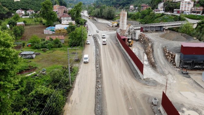 Giresun’u İ̇ç Anadolu’ya Bağlayacak Dereli Yolunda Sona Gelindi
