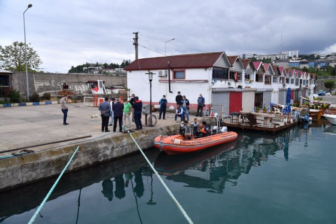 Denizden 7 Ton Çöp Çıkarıldı