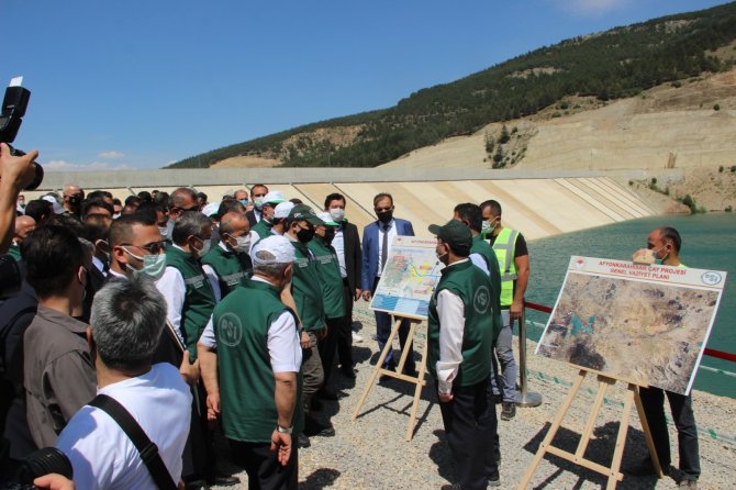 Bakan Pakdemirli 600 Milyon Tl’ye Mal Olan Barajdan İlk Suyu Verdi