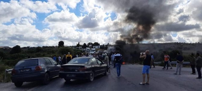 Tunus’ta Halk, Su Kesintileri Protesto Etti