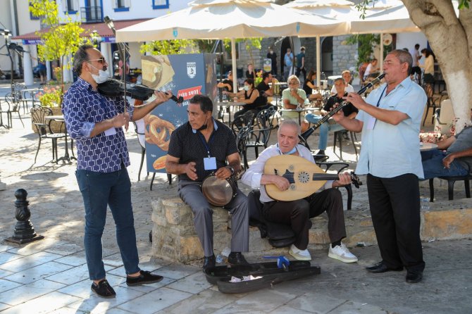 Bodrum Belediyesi Sanatçılara Destek Olmaya Devam Ediyor