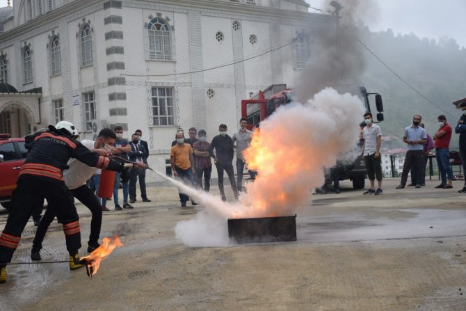 Gönüllü İtfaiyeci Eğitimleri Sürüyor