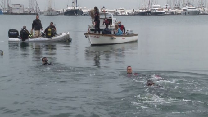 Pendik’te Balık Adamlardan Müsilaj Temizliği