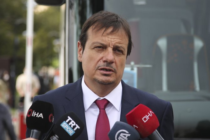 “Böylesine Anlamlı Bir Kupayı Gazi Mustafa Kemal Atatürk’e Getirmiş Olmaktan Büyük Onur Duyuyorum”