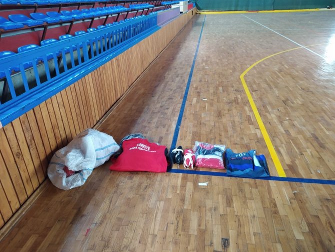 Dünya Ve Avrupa Güreş Şampiyonu Kayaalp’ten Spor Desteği