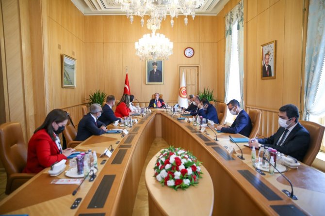 Tbmm Başkanı Şentop, Akpm Ukrayna Delegasyonu Başkanı Mezentseva İle Görüştü