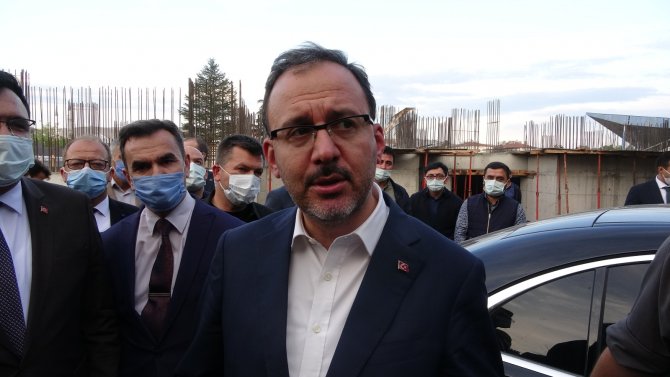 Bakan Kasapoğlu Çankırı’da Yapımı Süren Havuz İnşaatını İnceledi