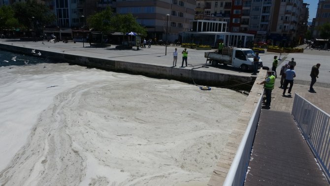 Çanakkale Boğazı’nda Bugün De Müsilaj Temizliği Devam Ediyor