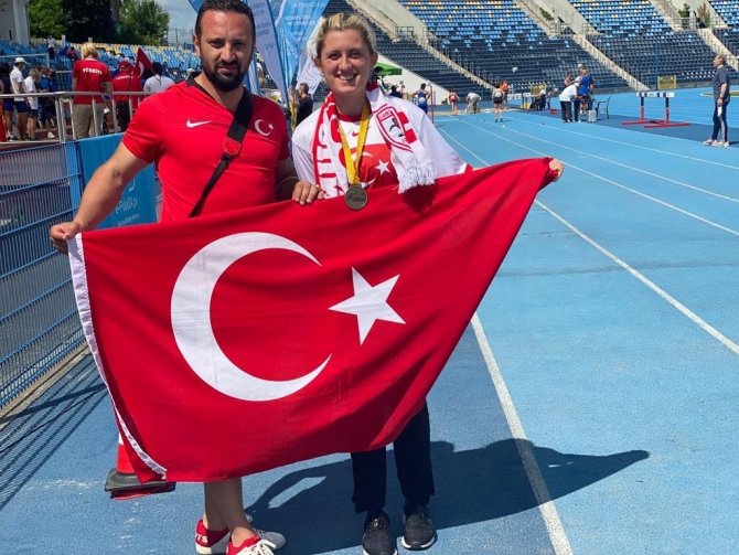 Para Atlet Fatma Damla Altın, Dünya Şampiyonu Oldu