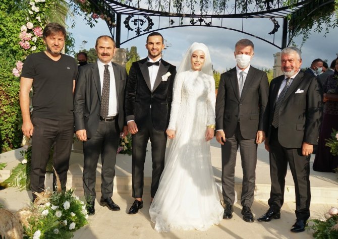 Hüseyin Türkmen Dünya Evine Girdi