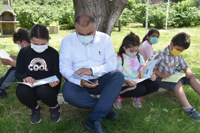 Görele’de Açık Havada Kitap Okuma Etkinliği