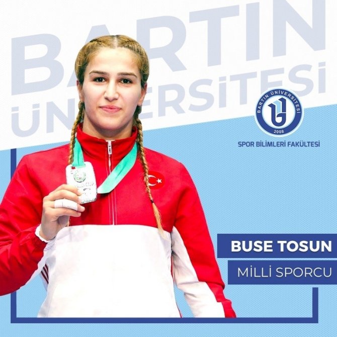 Buse Tosun, Poland Open Güreş Turnuvası’nda Gümüş Madalya Kazandı