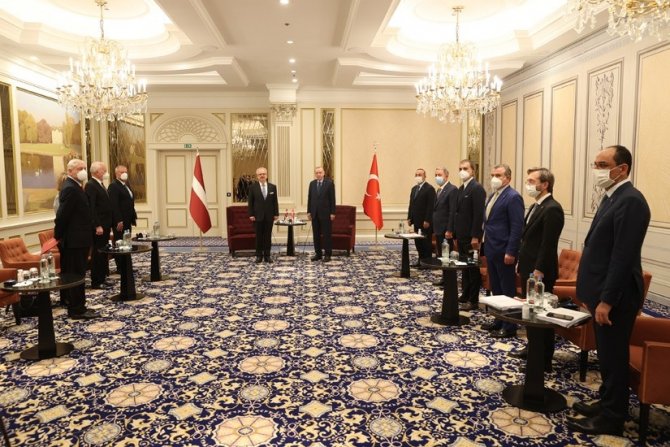 Cumhurbaşkanı Erdoğan, Letonya Cumhurbaşkanı Levits İle Görüştü