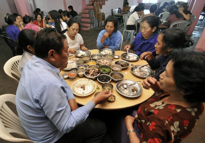 Dünyanın En Geniş Ailesine Sahip Ziona Chana Hayatını Kaybetti