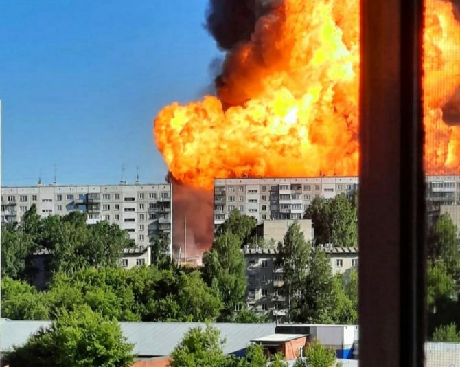 Rusya’da Akaryakıt İstasyonunda Şiddetli Patlama