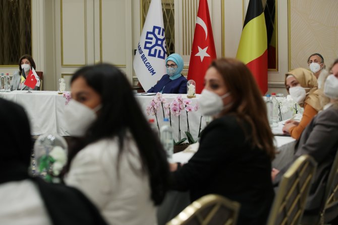 Emine Erdoğan, Belçika’daki Türk Stk’ların Temsilcileriyle Görüştü