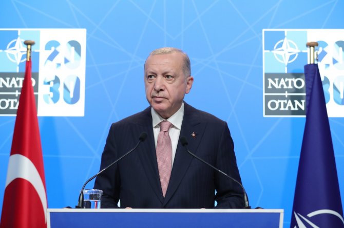 Erdoğan: “Nato’nun Küresel Sınamalar Karşısında Daha Etkin İnisiyatifler Üstlenmesi Gerekmektedir”