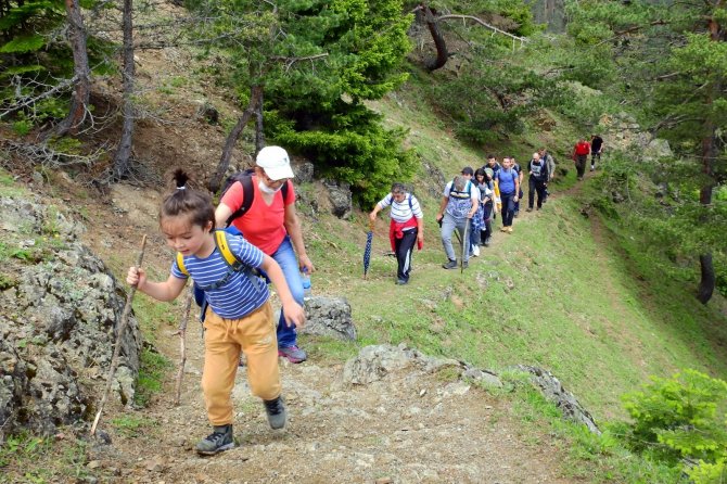 Aylar Sonra Ciğerlerini Temiz Havayla Doldurdular