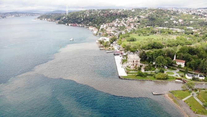 İ̇stanbul Boğazı Çamura Bulandı