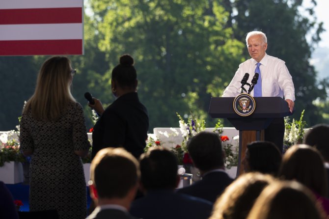 Biden: “Navalny’nin Ölmesi Durumunda Sonuçların Rusya İçin Yıkıcı Olacağını Açıkça Belirttim”