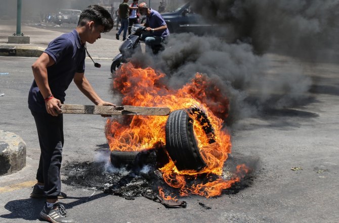 Lübnan’da Genel İ̇şçi Sendikası’nın Çağrısı Üzerine Greve Gidildi