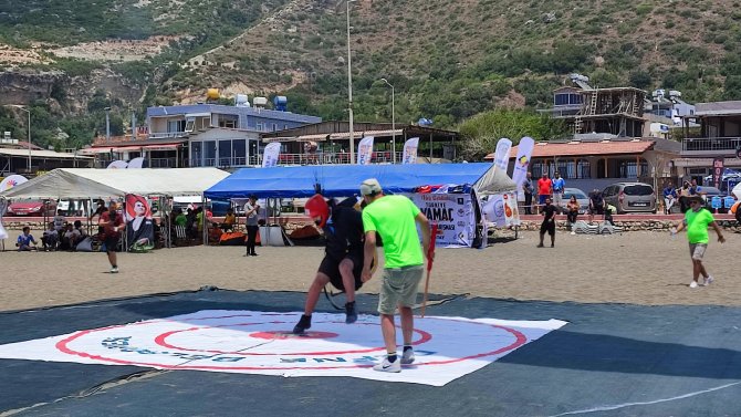 Türkiye Yamaç Paraşütü Hedef Yarışması’nın Üçüncü Etap Yarışları Tamamlandı