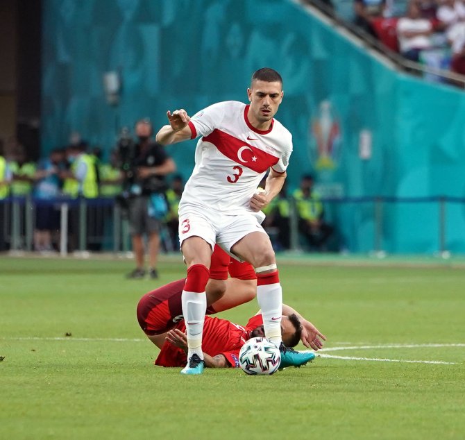 Euro 2020: İ̇sviçre: 1 - Türkiye: 0 (Maç Devam Ediyor)
