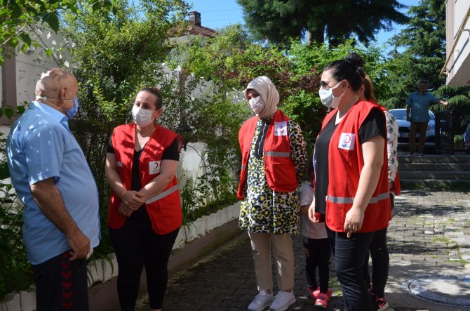 Kızılay, Babaları Yalnız Bırakmadı
