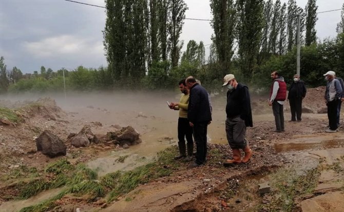 Kütahya’da Şimşekler Böyle Görüntülendi