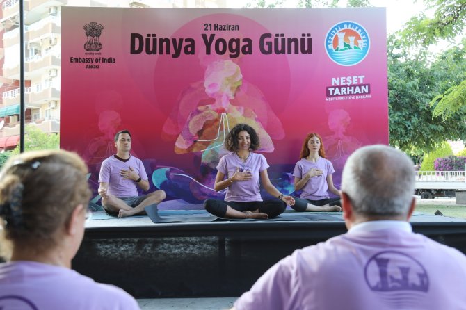 Uluslararası Yoga Günü Mezitli’de Kutlandı