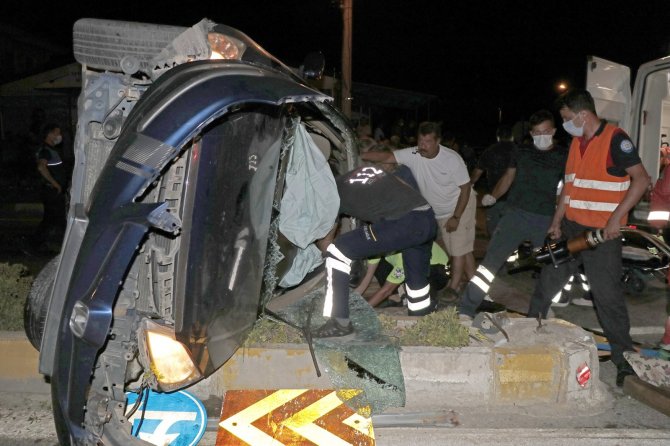 Fethiye’de İki Otomobilin Çarpıştığı Kazada 2’si Ağır 8 Kişi Yaralandı