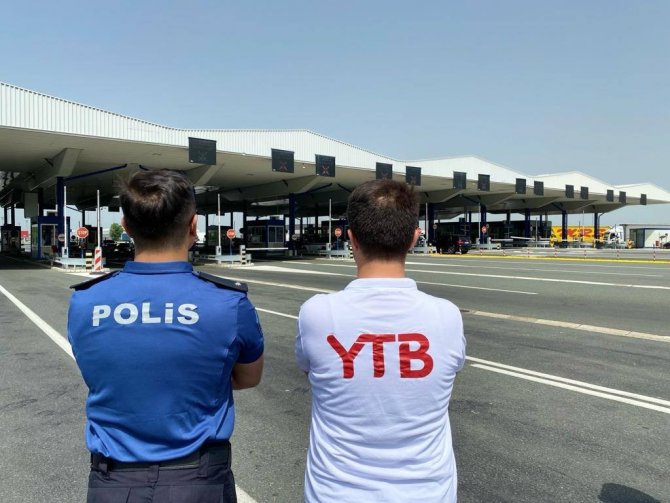 Tatile Gelen Gurbetçiler Ytb Tarafından Sırbistan’da Karşılanıyor