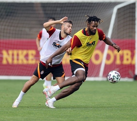 Galatasaray Yeni Sezon Hazırlıklarını Devam Ettirdi