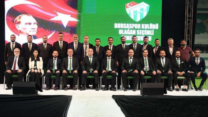 Bursaspor Kulübü Yönetimi: "Bursaspor, Teksas’tan Büyüktür"
